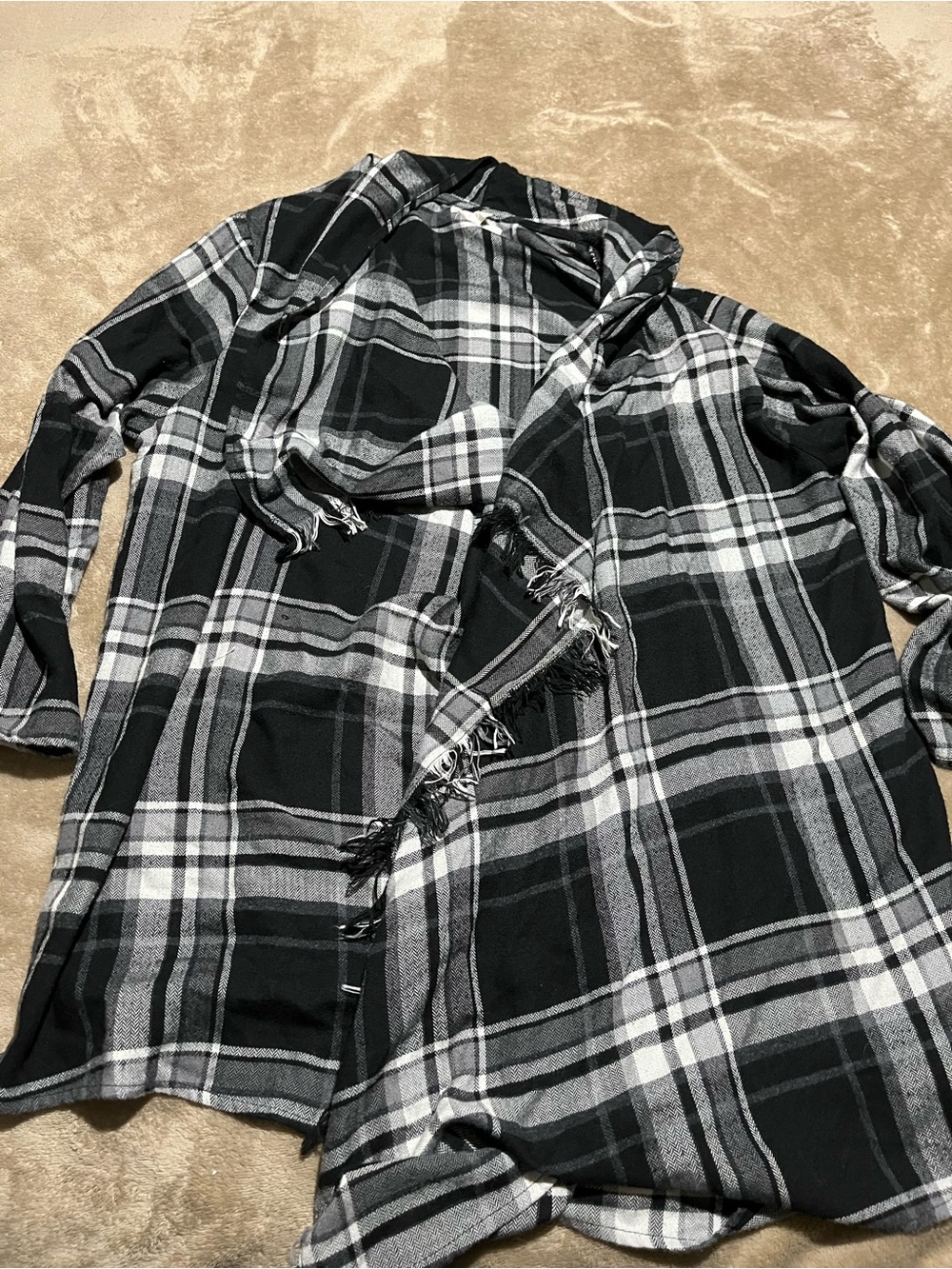 Black & Gray Plaid Wrap with sleeves-L